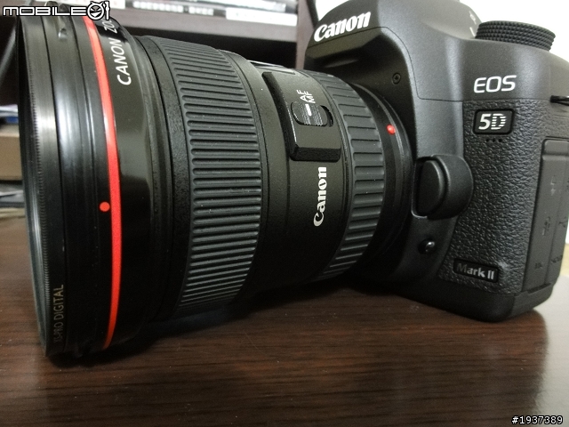 5D MARK II 開箱(含鏡頭)