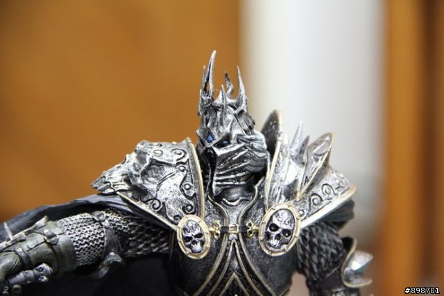 【開箱】魔獸世界-巫妖王:阿薩斯米奈西爾 (THE LICH KING: ARTHAS MENETHIL) -- 圖多