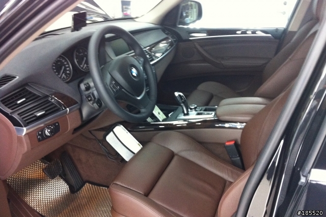 X5 E70 30D 2011 年份開箱