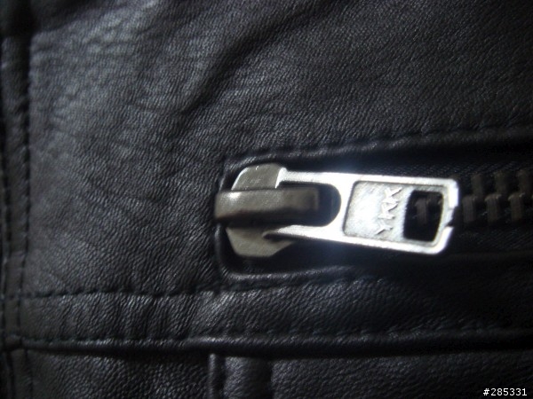 (簡單分享第3彈)asos開箱之不是超級乾的皮衣-Full Circle Zip Through Leather Jacket