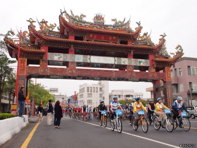 2011國際自由車環台賽第七站 - 新港奉天宮繞圈、157縣道轉台37、168縣道(157縣道叉路口)、台17轉北門衝刺點、終點
