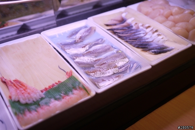 鮨彩壽司 (SOGO 新竹 店) 精緻壽司吃到飽 使用GF1一號女朋友拍攝