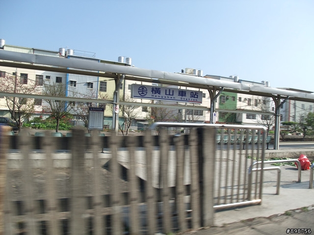 2011/2/26~3/2-五天四夜-逆時針-兩大一小-G4-125 腰斷掉之夾心餅乾環島行