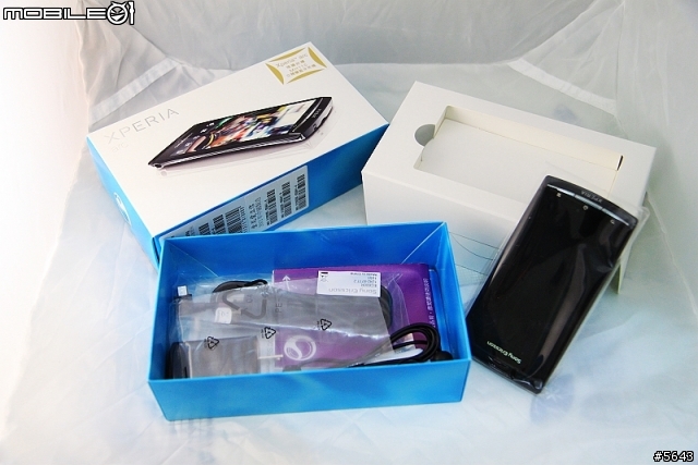 Xperia Arc 最速開箱