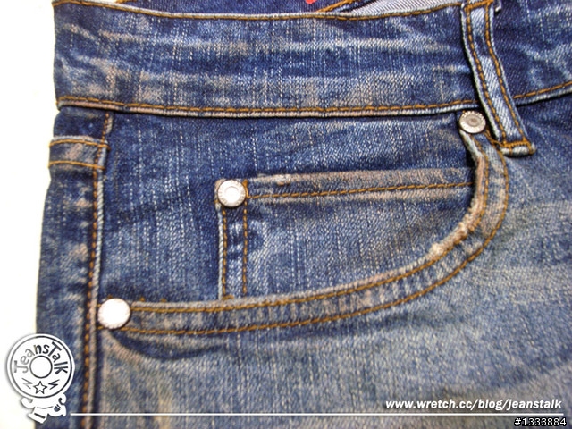 ☆開箱+實穿文☆ ZARA Slim Straight Fit Patched Jeans