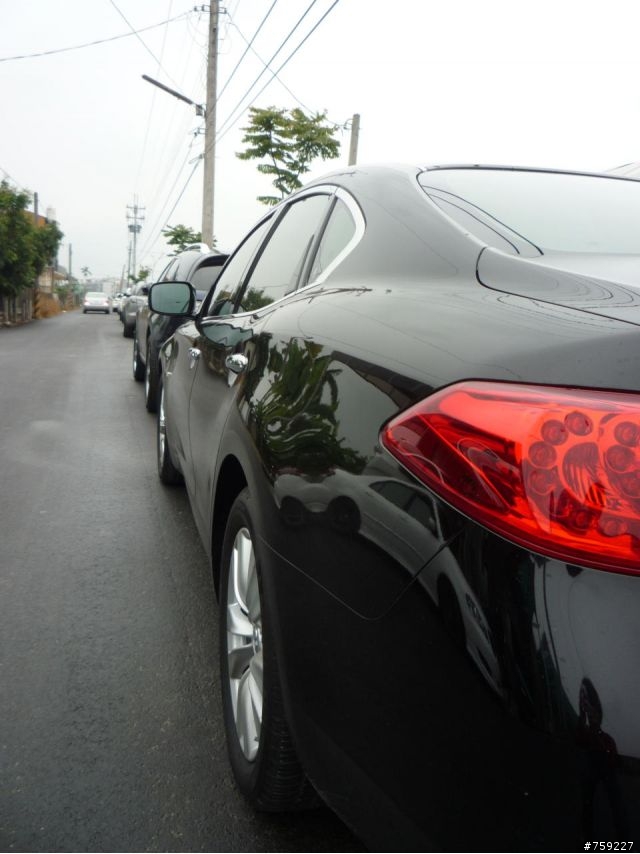 斗六巧遇Infiniti大軍...似乎是555聚會!?(圖多)