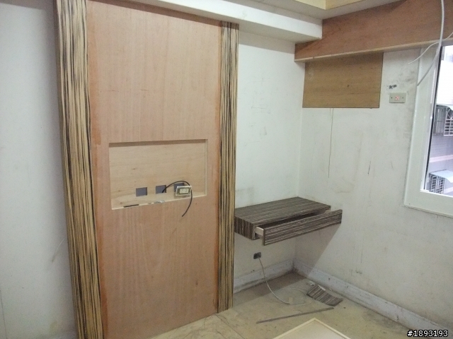 第一次翻修20坪中古屋~裝修中圖片待續~