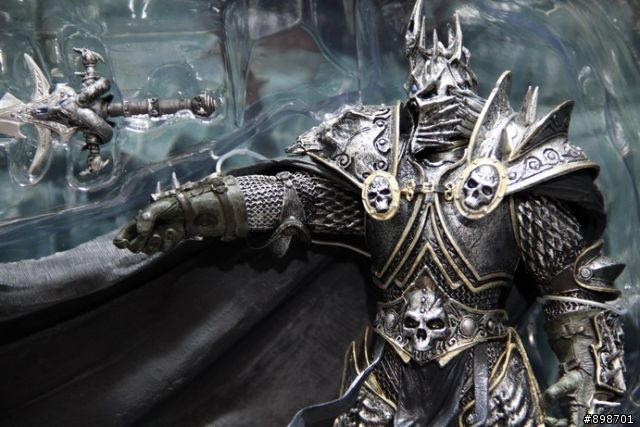 【開箱】魔獸世界-巫妖王:阿薩斯米奈西爾 (THE LICH KING: ARTHAS MENETHIL) -- 圖多