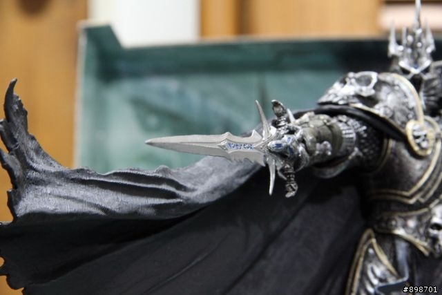 【開箱】魔獸世界-巫妖王:阿薩斯米奈西爾 (THE LICH KING: ARTHAS MENETHIL) -- 圖多