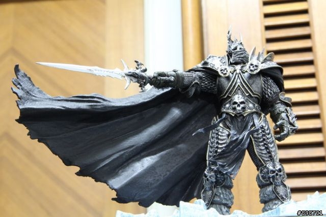 【開箱】魔獸世界-巫妖王:阿薩斯米奈西爾 (THE LICH KING: ARTHAS MENETHIL) -- 圖多