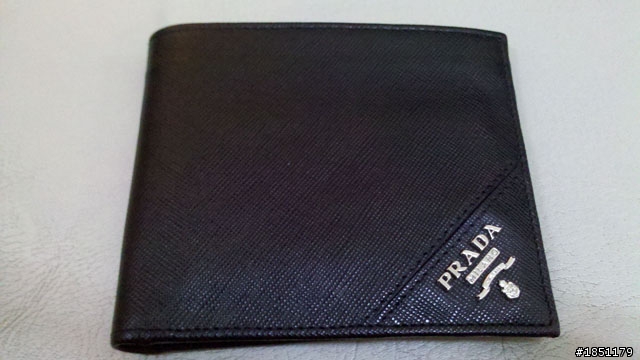 【開箱】PRADA 短夾