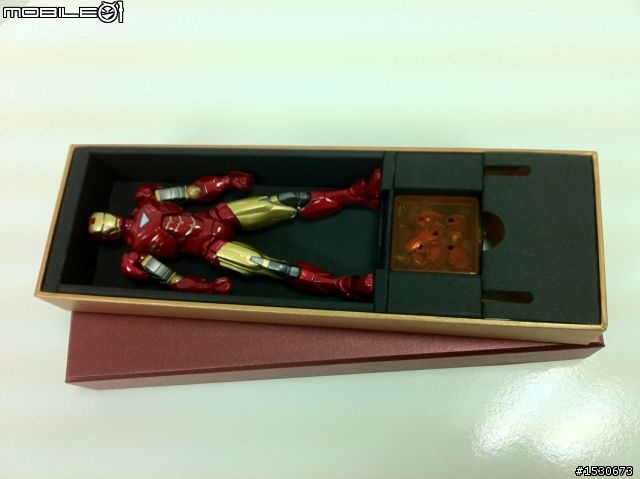 海洋堂輪轉特攝系例【IRON MAN】精美小套房