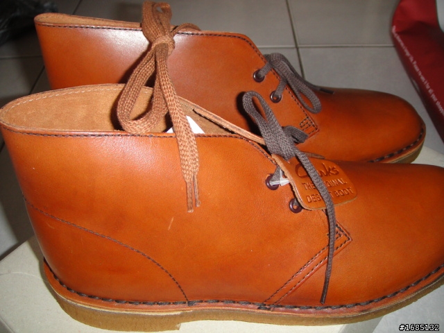 ASOS~我也掉進這個坑~CLARKS~沙漠靴~皮革色