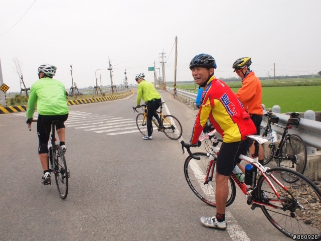 2011國際自由車環台賽第七站 - 新港奉天宮繞圈、157縣道轉台37、168縣道(157縣道叉路口)、台17轉北門衝刺點、終點