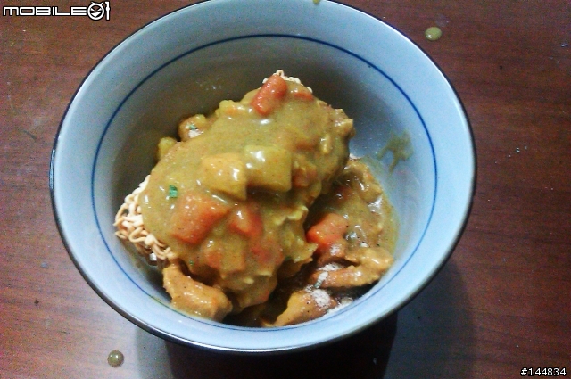 明天泡麵全面漲價.來教大家做平價"滿漢大餐"