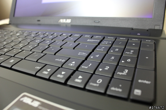 商務筆電新選擇 – ASUS B53J 簡單開箱小分享