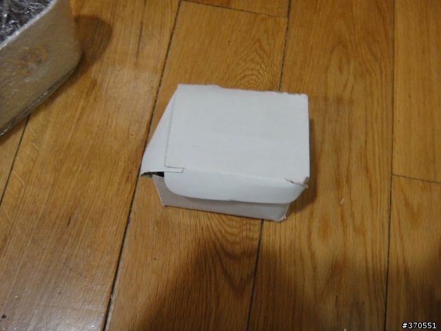 感謝您向大買家量販網路店訂購商品,《JS 淇譽》二件式尊貴白多媒 體喇叭JY2002