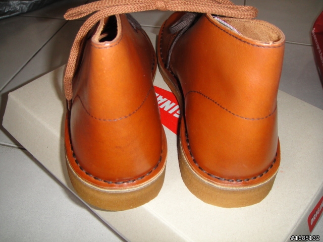 ASOS~我也掉進這個坑~CLARKS~沙漠靴~皮革色