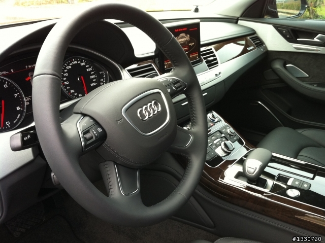 NEW A8L 4.2 開箱...vs BMW 750Li