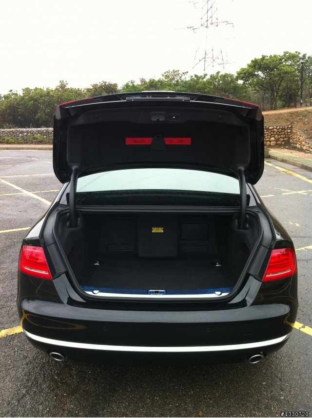 NEW A8L 4.2 開箱...vs BMW 750Li