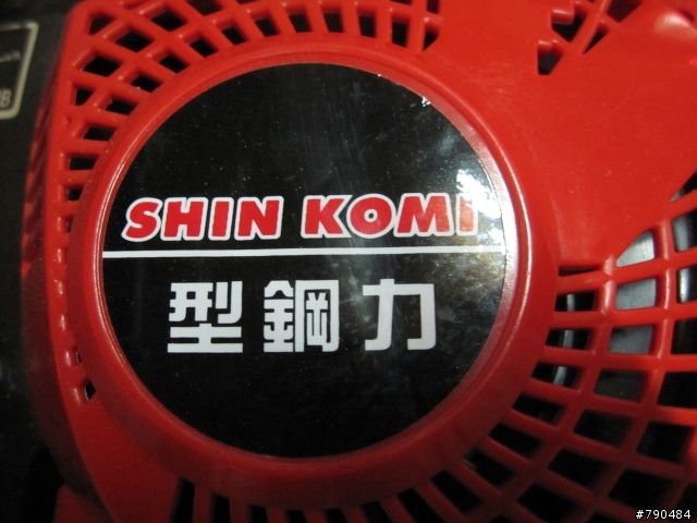 開箱....SHIN KOMI TSK40160 16" 40cc 引擎鏈鋸 外加 硬管肩掛式割草機