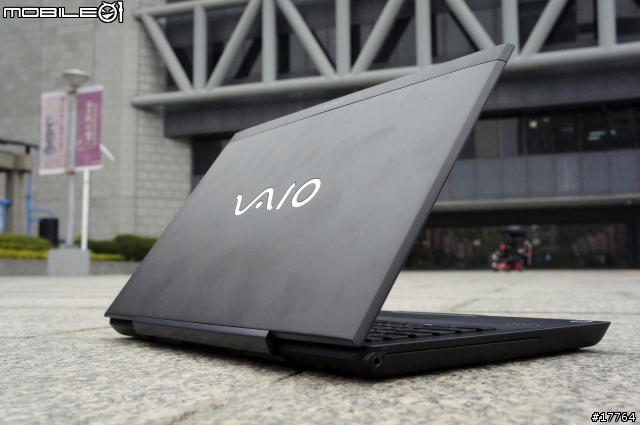 『生活有型 就是簡單』SONY VAIO SB18