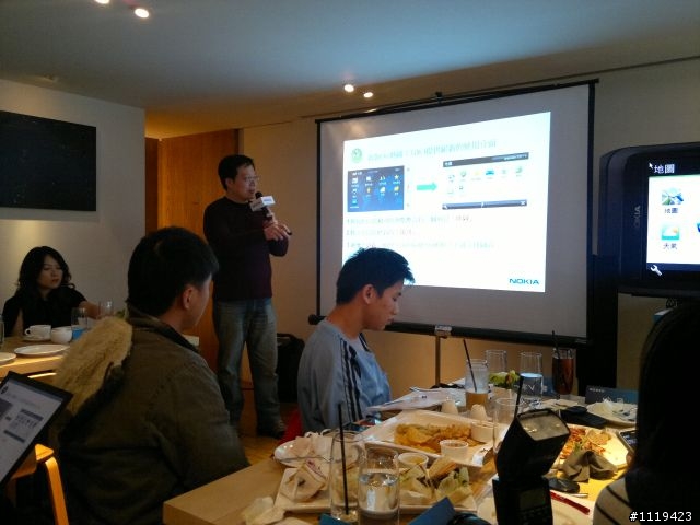 【圖文分享】敗E7所賜~~久違的NOKIA同學會