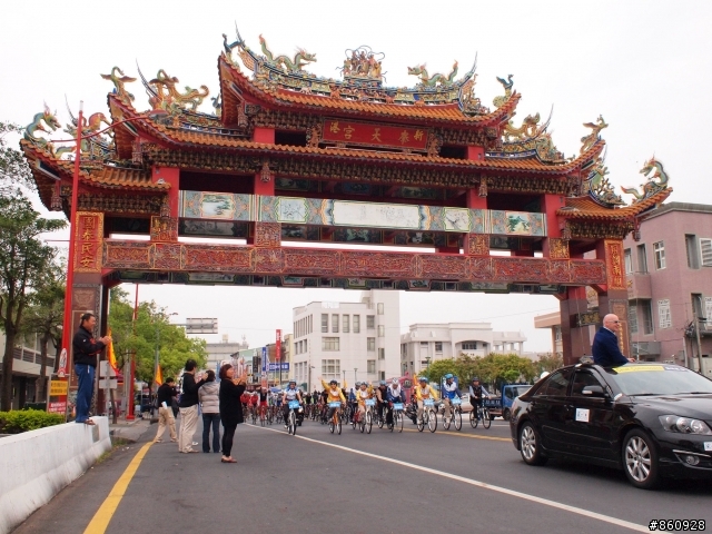 2011國際自由車環台賽第七站 - 新港奉天宮繞圈、157縣道轉台37、168縣道(157縣道叉路口)、台17轉北門衝刺點、終點