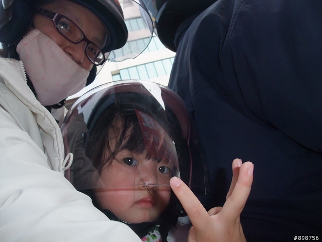 2011/2/26~3/2-五天四夜-逆時針-兩大一小-G4-125 腰斷掉之夾心餅乾環島行