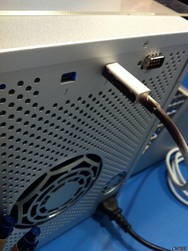 2011 MBP+Thunderbolt現場直擊+效能小測 - Promise Pegasus 外接陣列