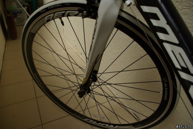 終於等到人生第一台公路車「簡單開箱」 MERIDA SCULTURA EVO 904-com 全碳纖公路車