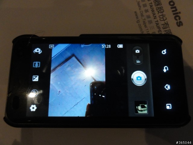 【LG Optimus 2X】帶給你Double的手機新體驗! (03/16 新增預購資訊)