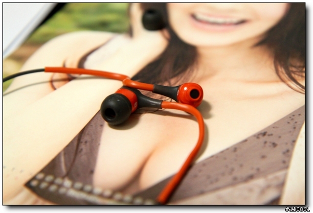 激賞 Ultimate Ears 300運動風耳塞式耳機
