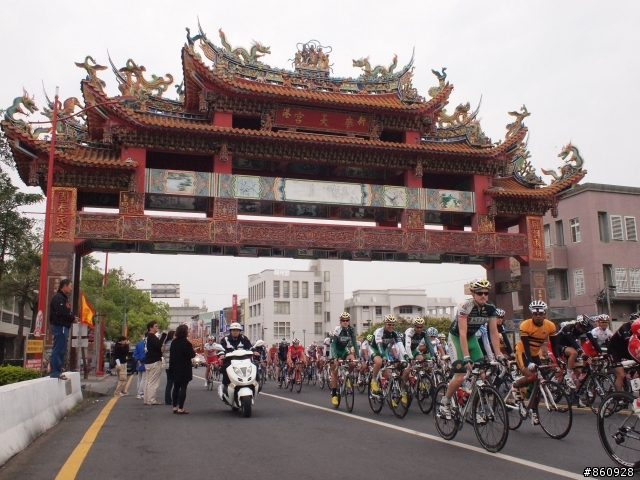 2011國際自由車環台賽第七站 - 新港奉天宮繞圈、157縣道轉台37、168縣道(157縣道叉路口)、台17轉北門衝刺點、終點