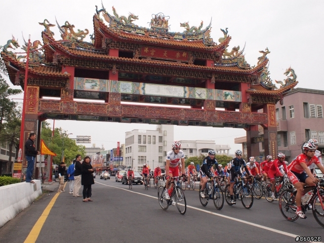2011國際自由車環台賽第七站 - 新港奉天宮繞圈、157縣道轉台37、168縣道(157縣道叉路口)、台17轉北門衝刺點、終點