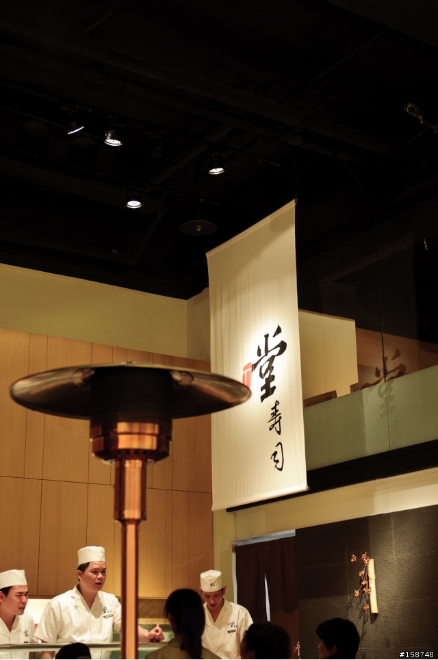 震齊Nikon大三元