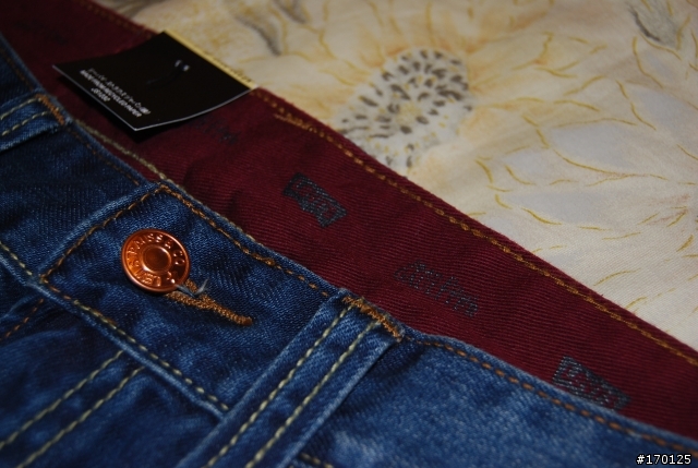 台灣買不到的 501、 506 JeanPaulGaultier聯名設計款~ 首開分享