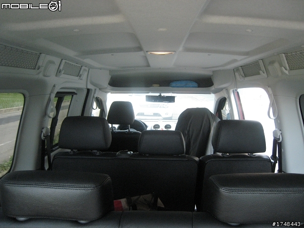 來自波蘭的VW CADDY GP 2011 -開箱