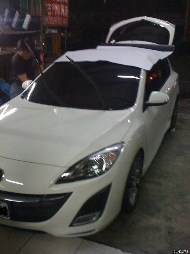 NEW mazda3 5D進化不專業開箱(圖多)