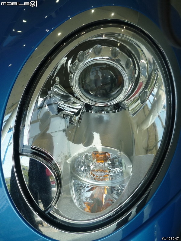 跪了一個星期的主機板換來的代價~~11年式R56 Mini Cooper S開箱 (圖多,請小心)