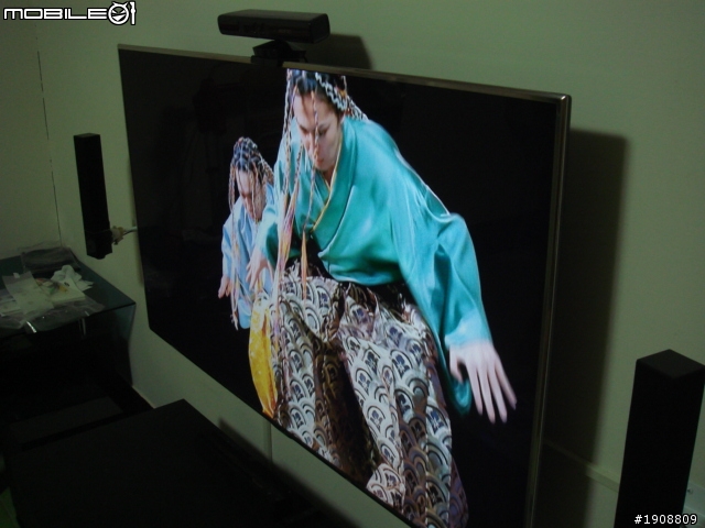 Samsung D8000開箱!