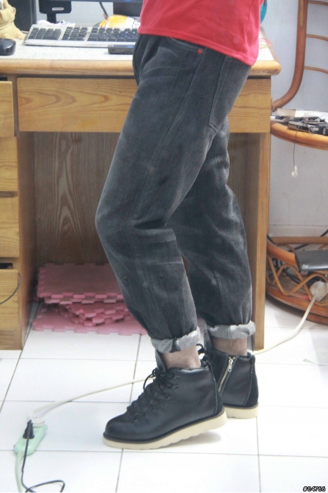 【開箱】COMPASS 09~10A/W Leather Serra Boot(內涵小弟不才著用圖)