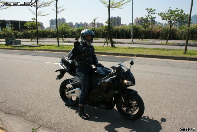 HONDA CBR600RR 正2011年式開箱