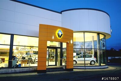 兒子的生日禮物 Renault Garage