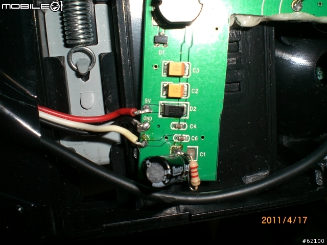 自行亂修目擊者一代行車紀錄器