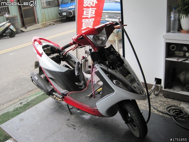 車行來告訴各位~噴射機車 是什麼 優缺點 噴油嘴清洗 為何要改噴射