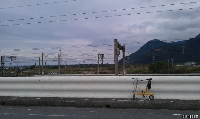 8"CARRY ME 勇闖蘇花公路