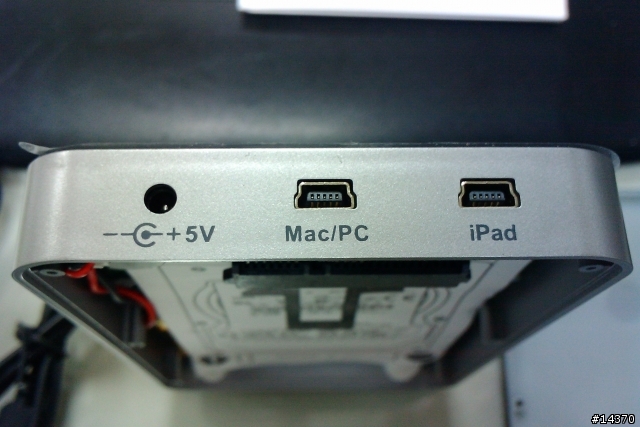 開箱....開到地雷..Orz --HyperDrive Hard Drive for iPad(iPad專用硬碟外接盒)