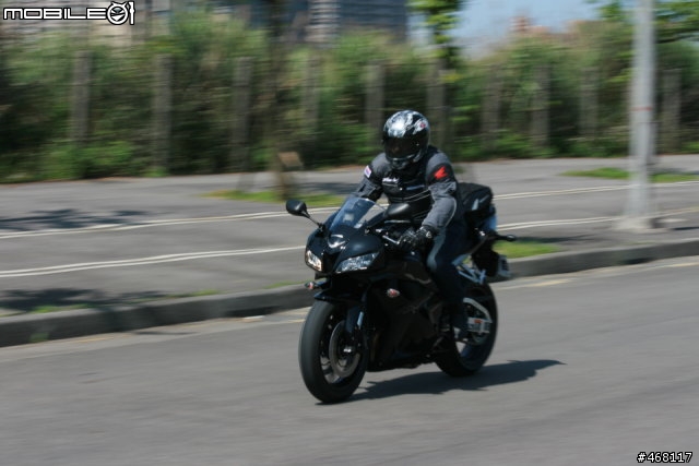 HONDA CBR600RR 正2011年式開箱