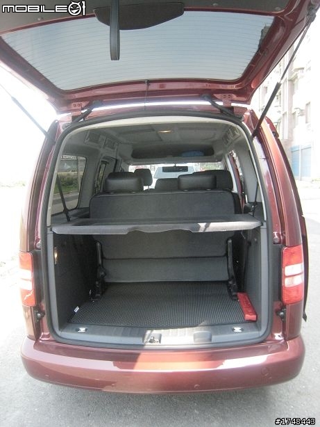 來自波蘭的VW CADDY GP 2011 -開箱